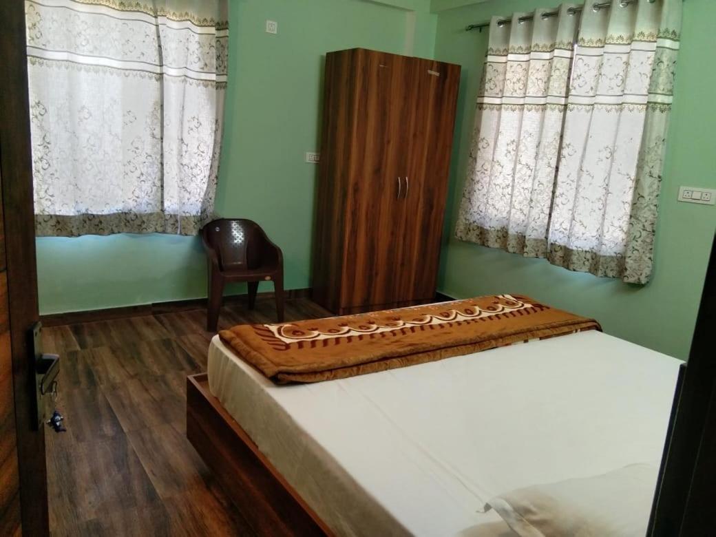 Crescent Moon Homestay Rishīkesh Quarto foto